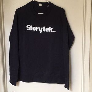 Storytek_ Medium Swearshirt like new condition